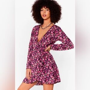 Nasty Gal Floral Wrap V Neck Romper US 0 worn once